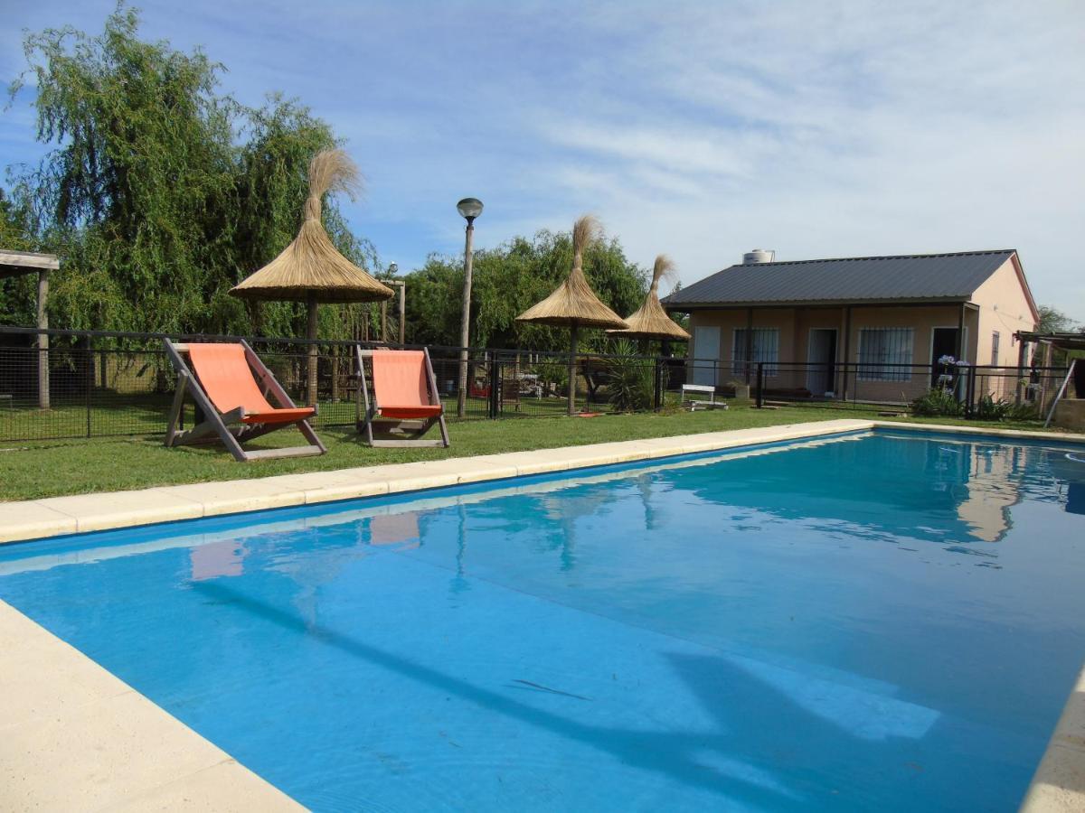 Gualeguaychú Aitue Bungalows מראה חיצוני תמונה