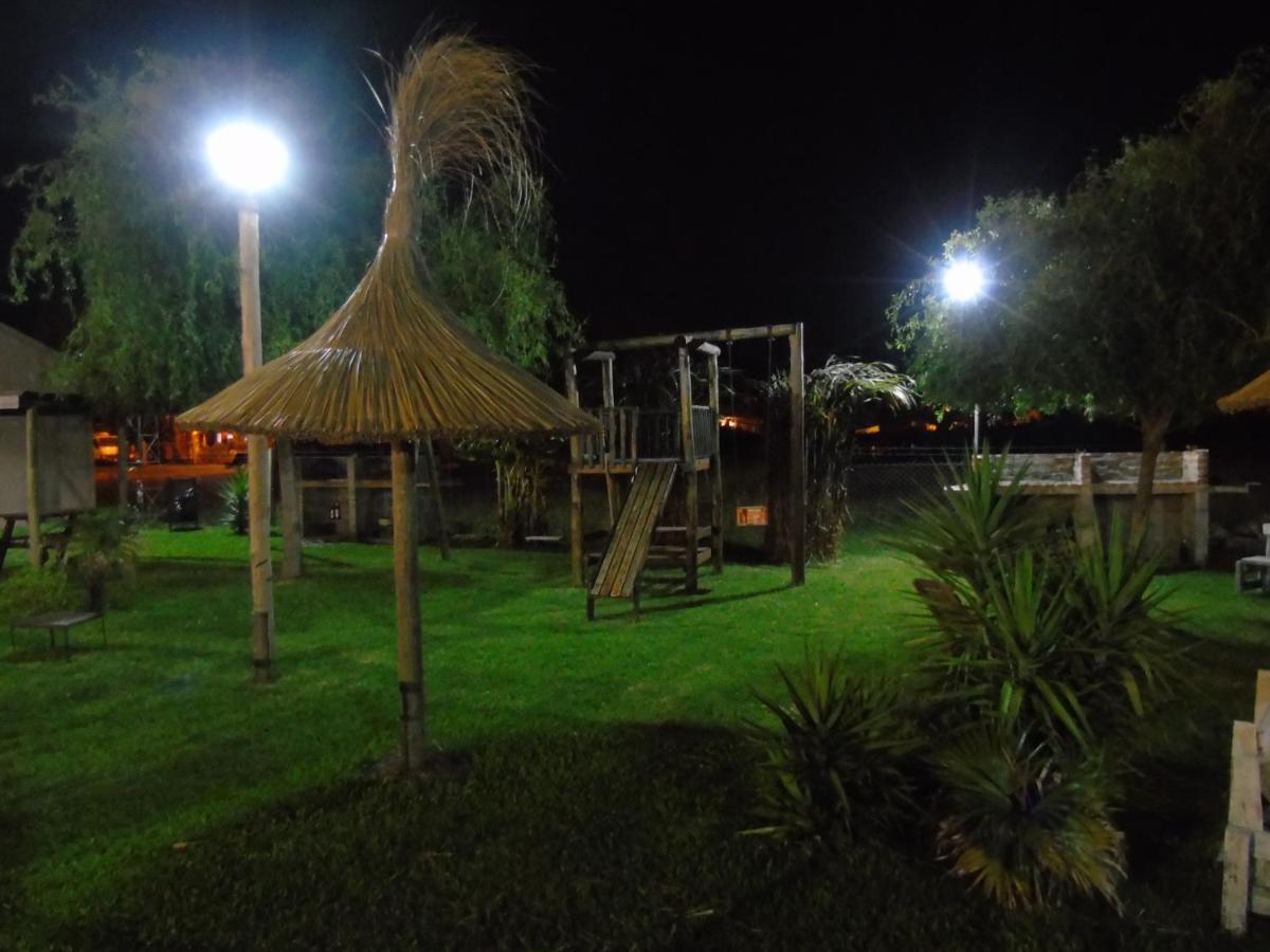 Gualeguaychú Aitue Bungalows מראה חיצוני תמונה
